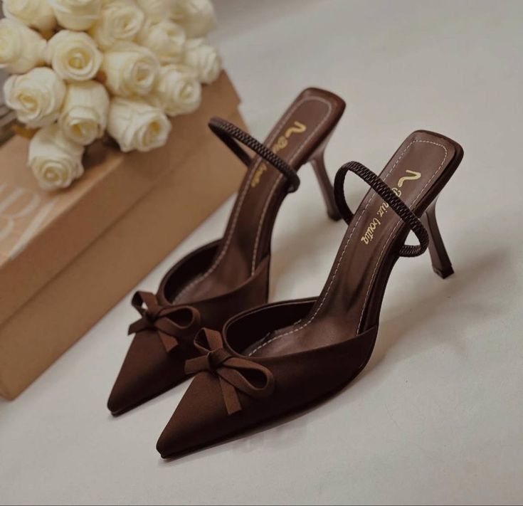 Chocolate Pointed Mules with Front Bow
